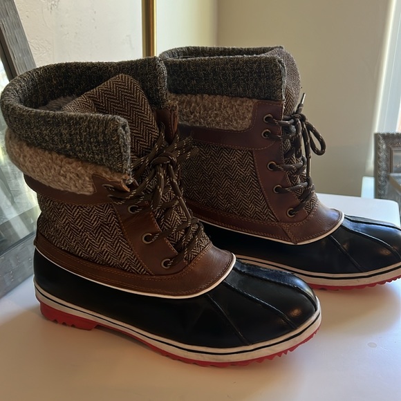 Dream Pairs duck boots - Picture 3 of 5